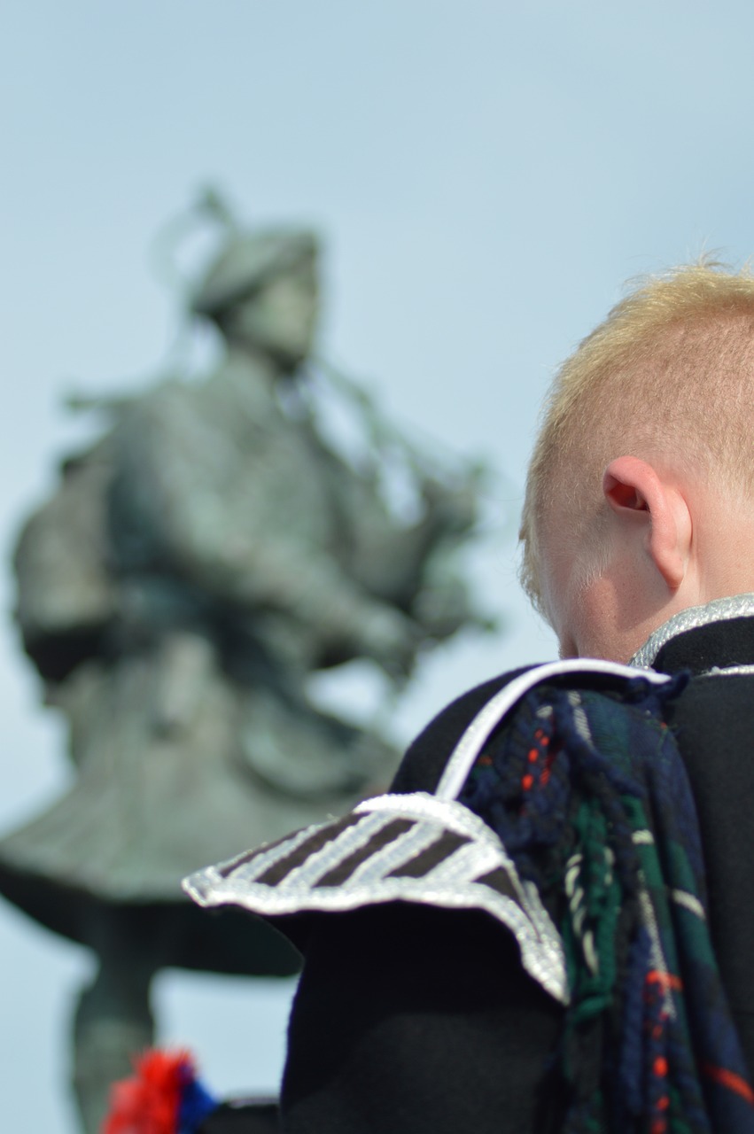 靚尊古玩詐騙最新動態(tài)揭秘，最新消息與深度剖析