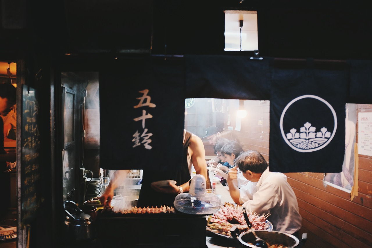 權(quán)力與欲望的交織，強吃的女主任最新章節(jié)