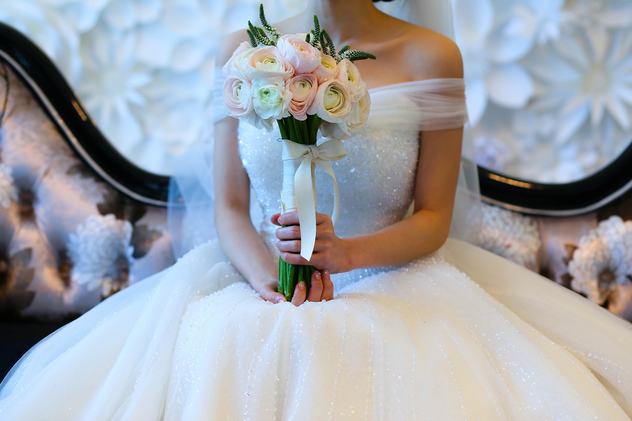 最新新娘視頻，展現(xiàn)現(xiàn)代婚禮的絢麗魅力與深情情感