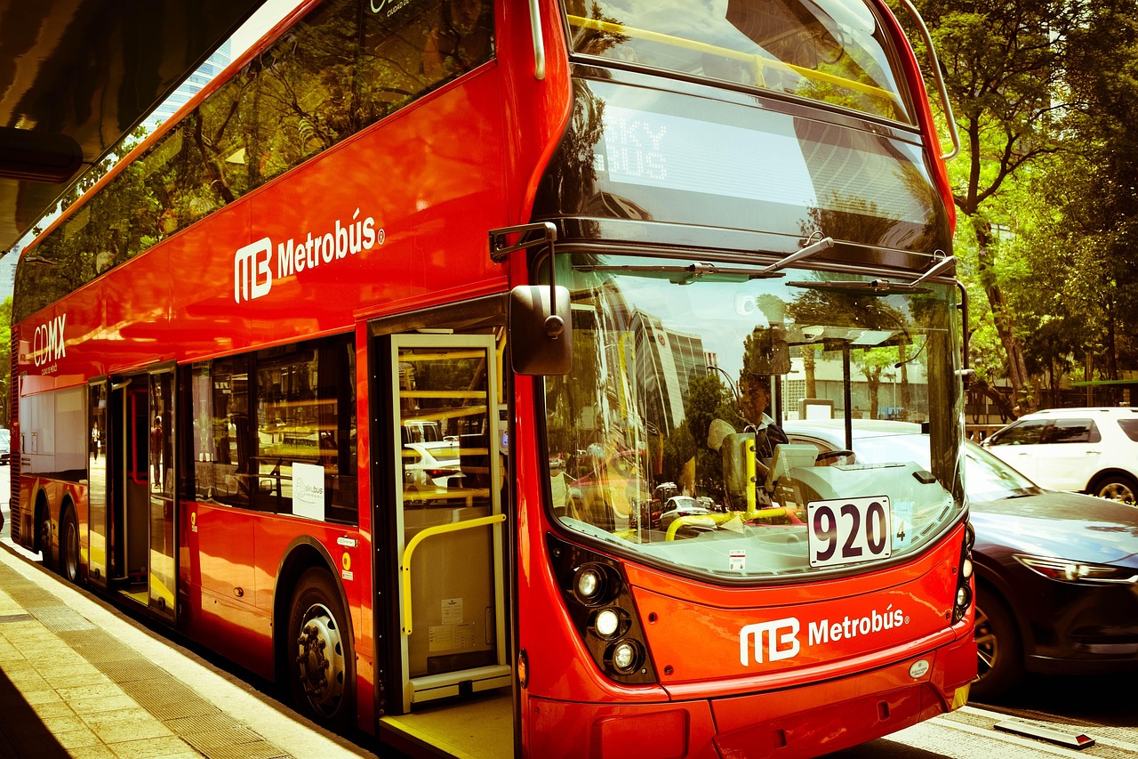 Bus 222最新動態(tài)，革新與進(jìn)步引領(lǐng)公共交通新時(shí)代